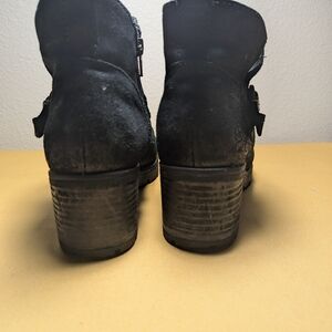 Born Black Suede Chukka Boots YTK Shoe Sale!!
